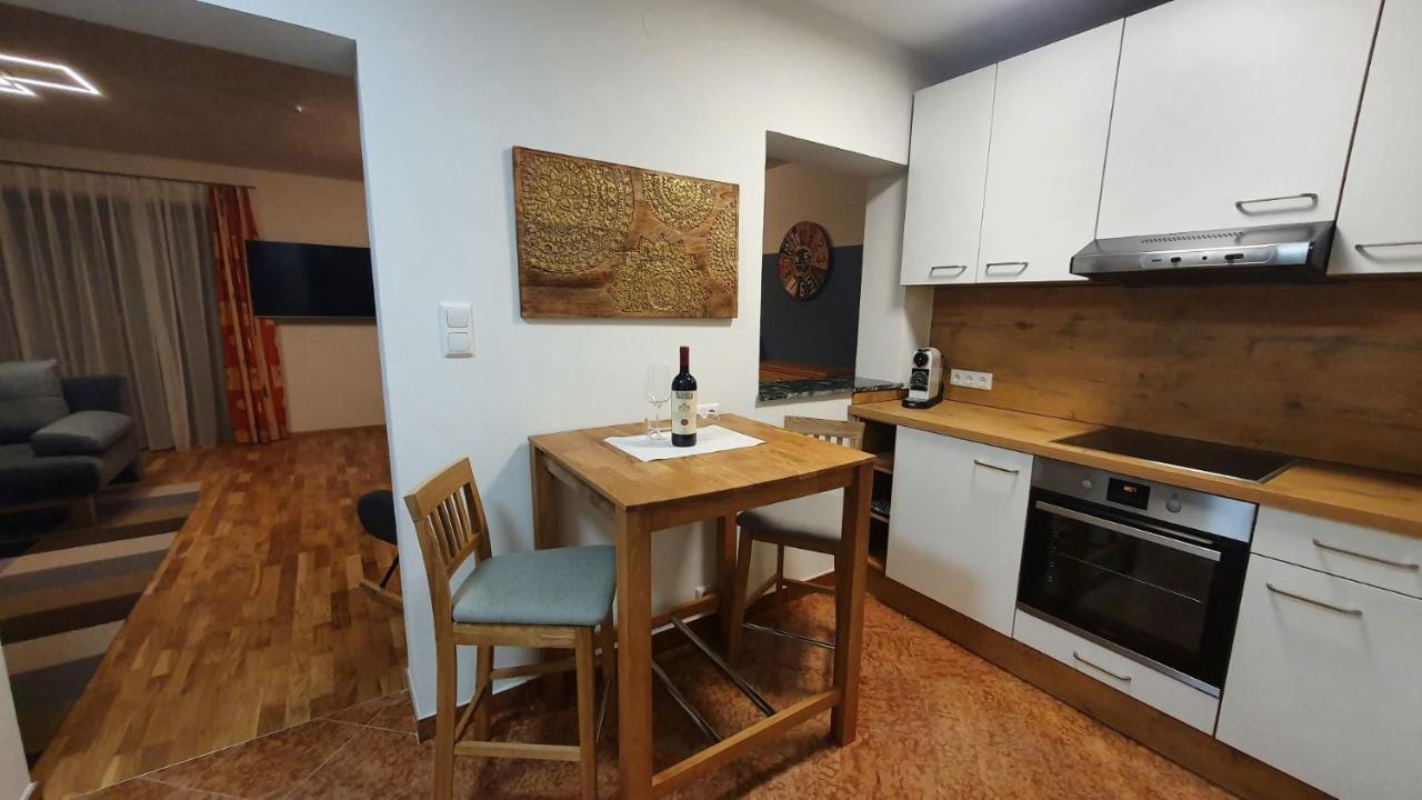 Appartements Mayr Inklusive Ganzjaehrig Gratis Zugang Zur Alpentherme Und Im Sommer Kostenlose Bergbahnnutzung 巴特霍夫加施泰因 外观 照片