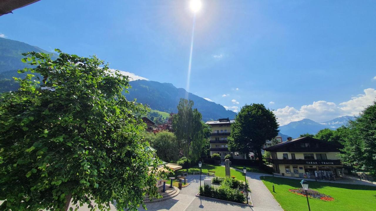 Appartements Mayr Inklusive Ganzjaehrig Gratis Zugang Zur Alpentherme Und Im Sommer Kostenlose Bergbahnnutzung 巴特霍夫加施泰因 外观 照片