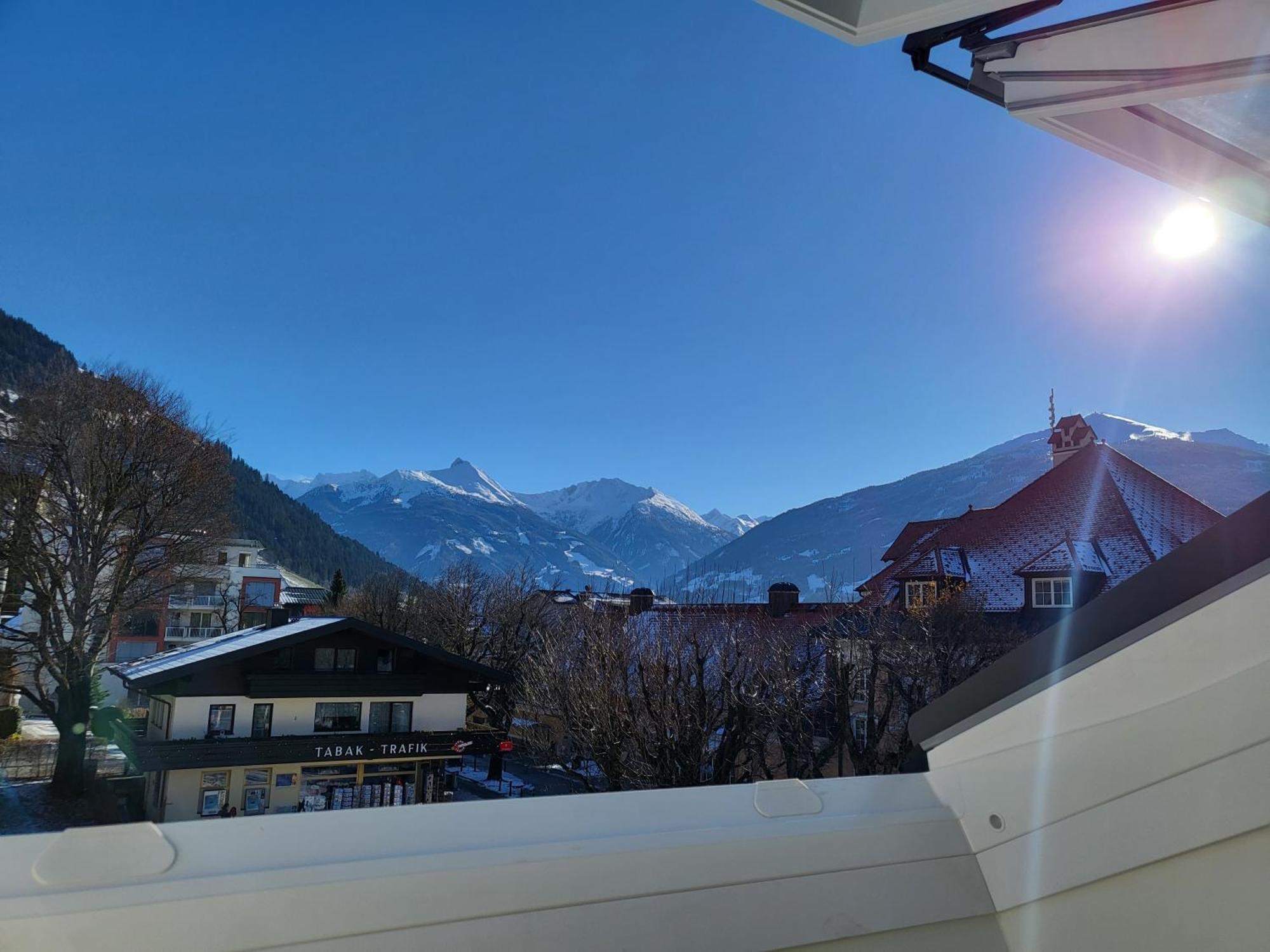 Appartements Mayr Inklusive Ganzjaehrig Gratis Zugang Zur Alpentherme Und Im Sommer Kostenlose Bergbahnnutzung 巴特霍夫加施泰因 外观 照片